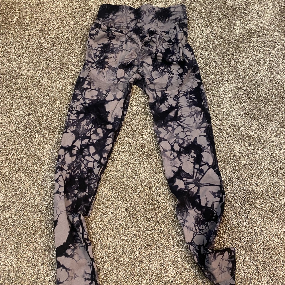 Butt Scrunch Amazon Leggings